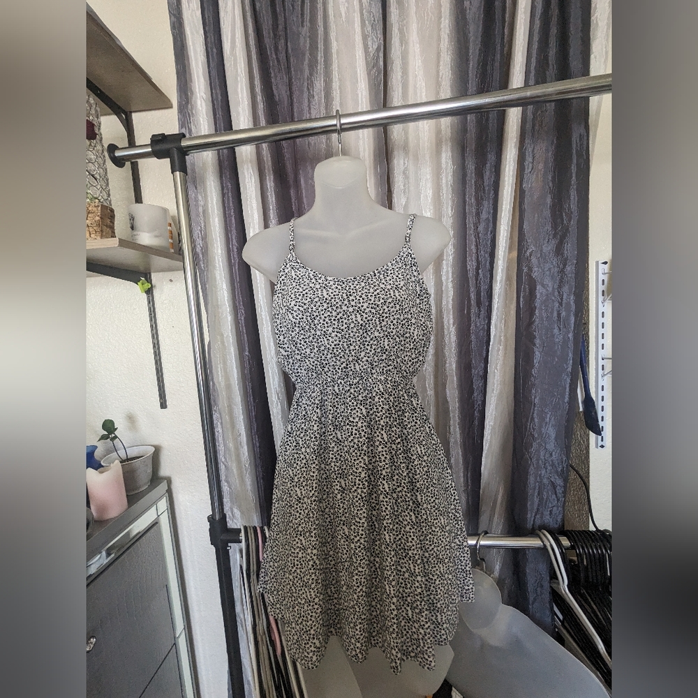 Cotton on dress size small